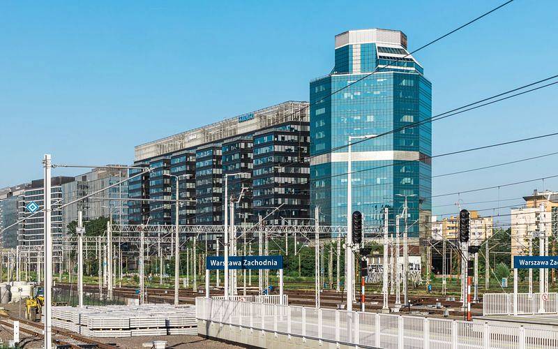 Biuro jako element employer brandingu. Jak przestrzeń do pracy wpływa na postrzeganie firmy