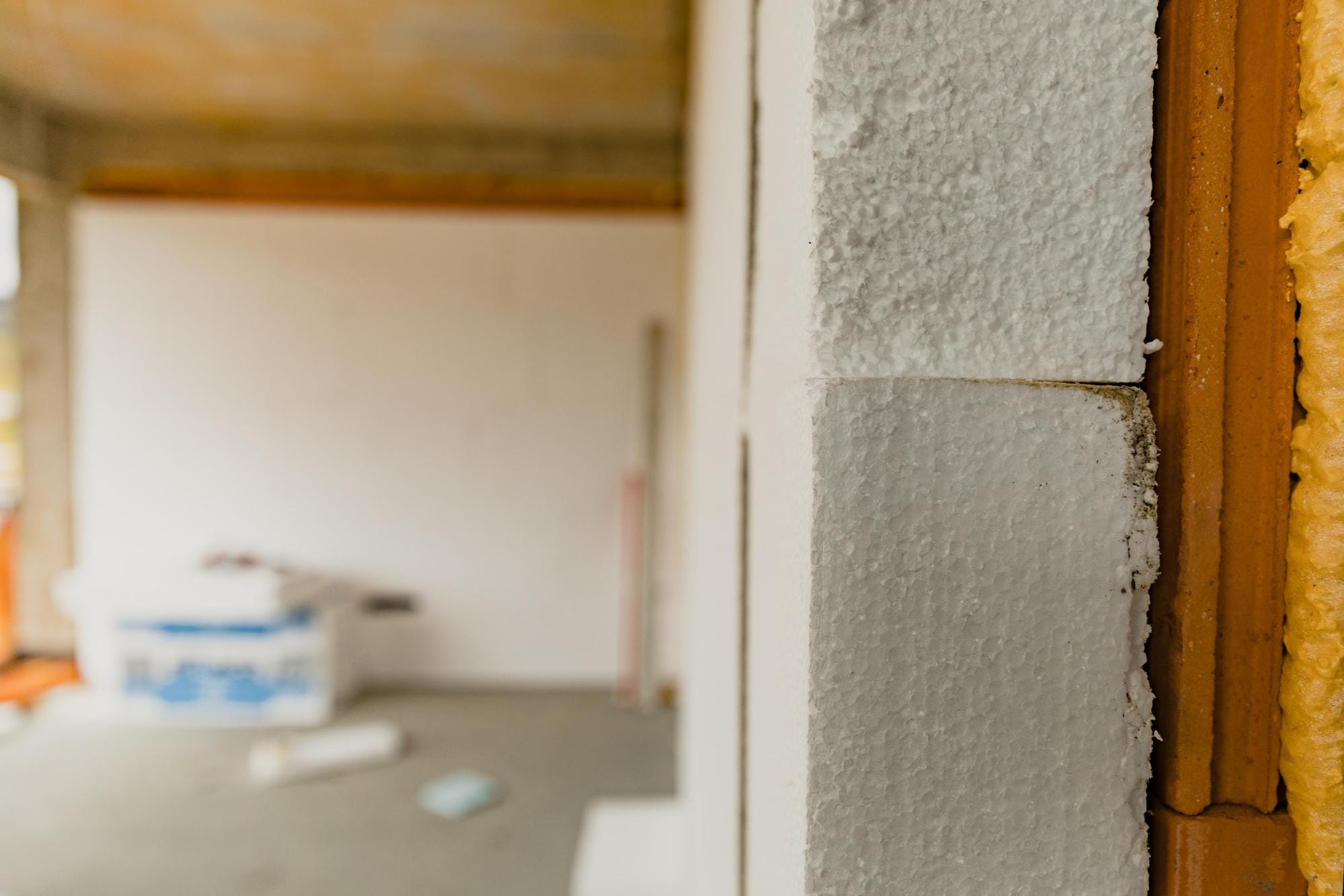 ocieplanie budynku styropianem,  ile kosztuje ocieplenie domu 100m2